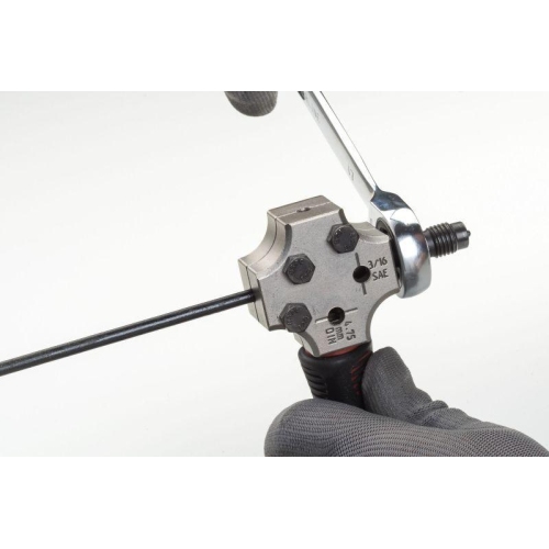 VIGOR B&ouml;rdelger&auml;t, Bremsleitung